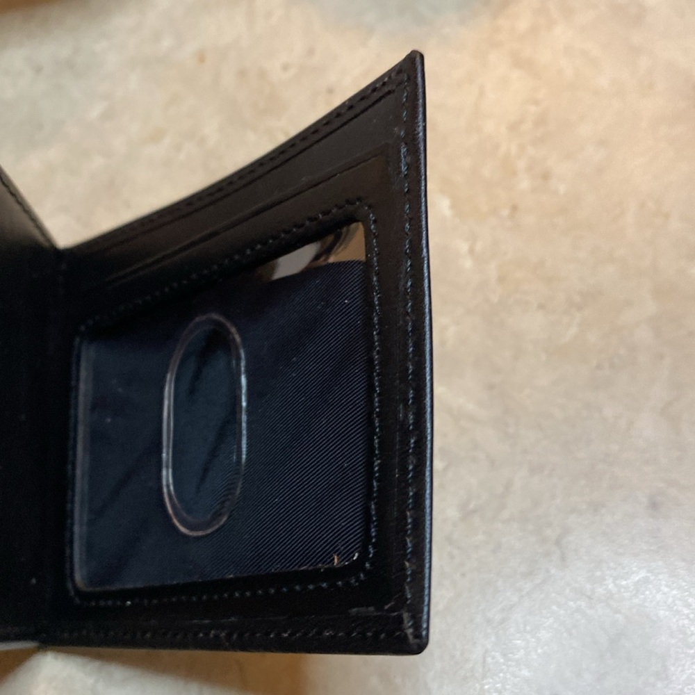Coach, Michael Kors, and Marc Jacob Card and ID holder - Picture 12 of 12